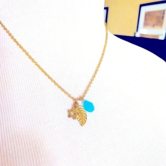 Zad Fashion Jewelry Gold Tone Mini Pendant Necklace - Picture 3 of 5